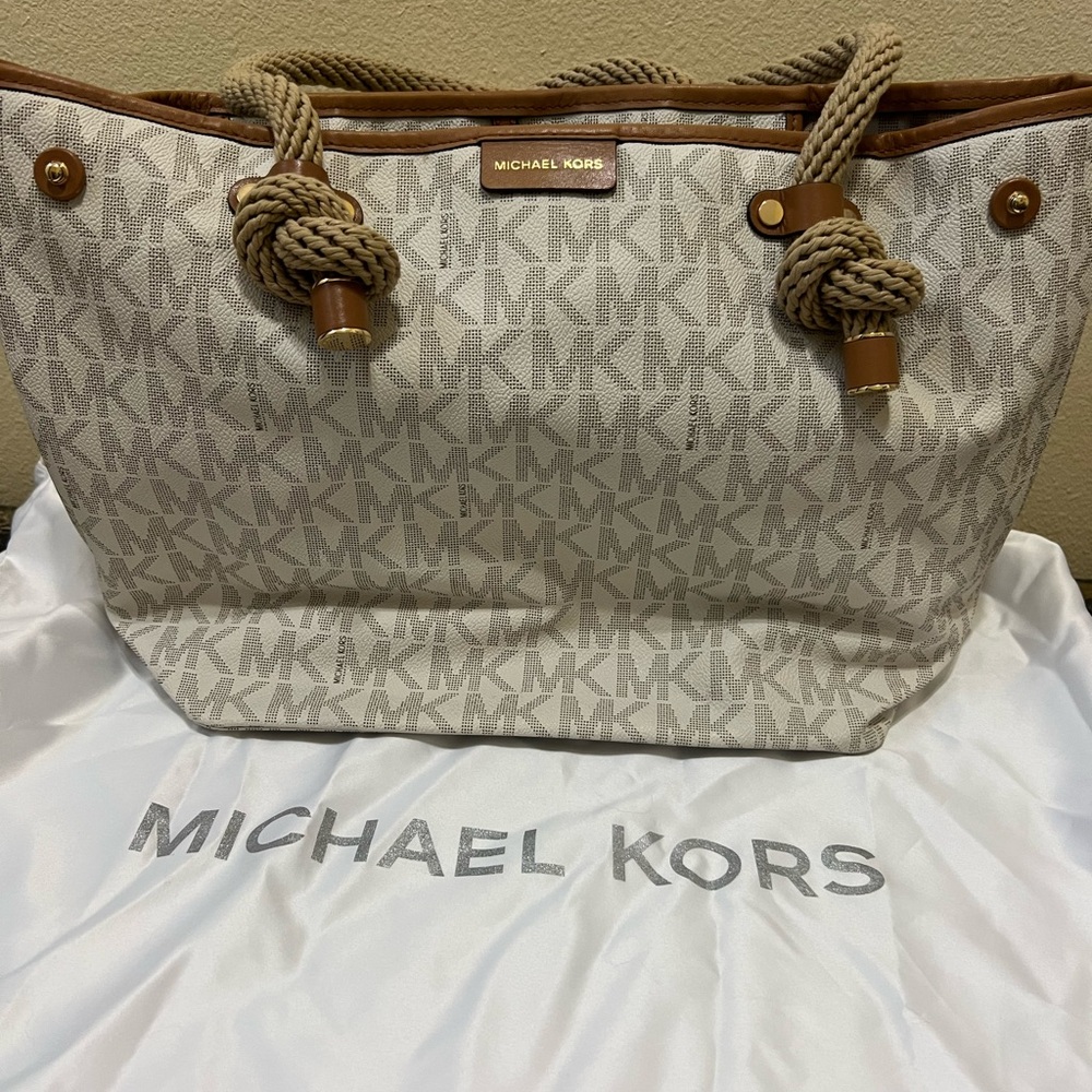 Michael Kors Cream and Brown Women's Bag with rope handles